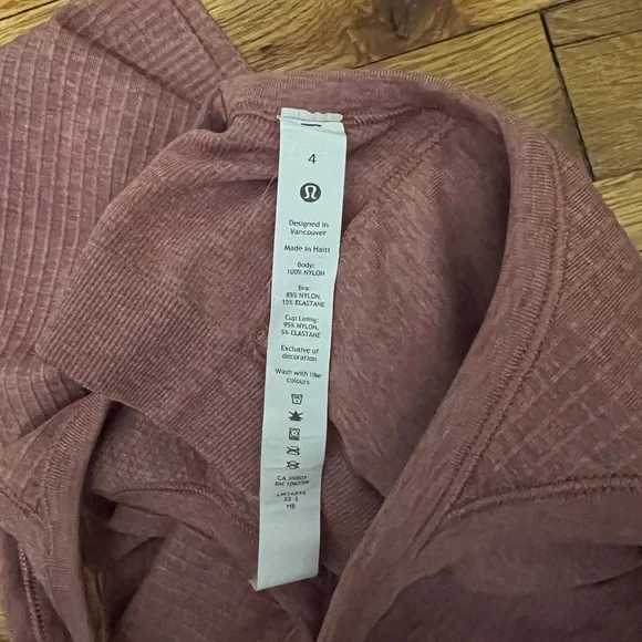 Lululemon ebb to street tanktop - Picture 3 of 7